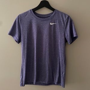 Nike Women’s Workout Tee Shirt Purple Size Medium